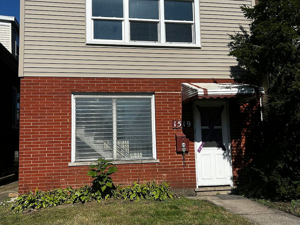 1st image of 1519 John St Unit 2