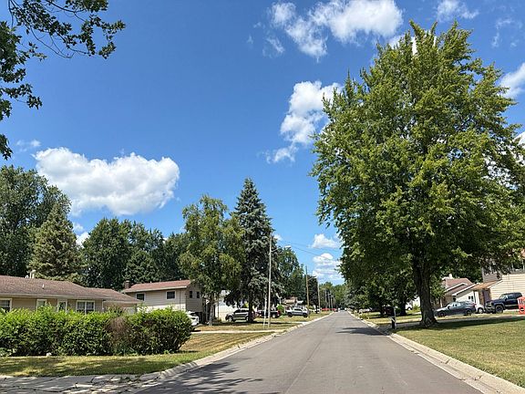 4th image of 4428 Sulgrave Dr
