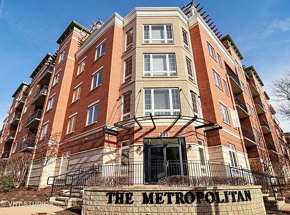 4th image of 235 N Smith St APT 203