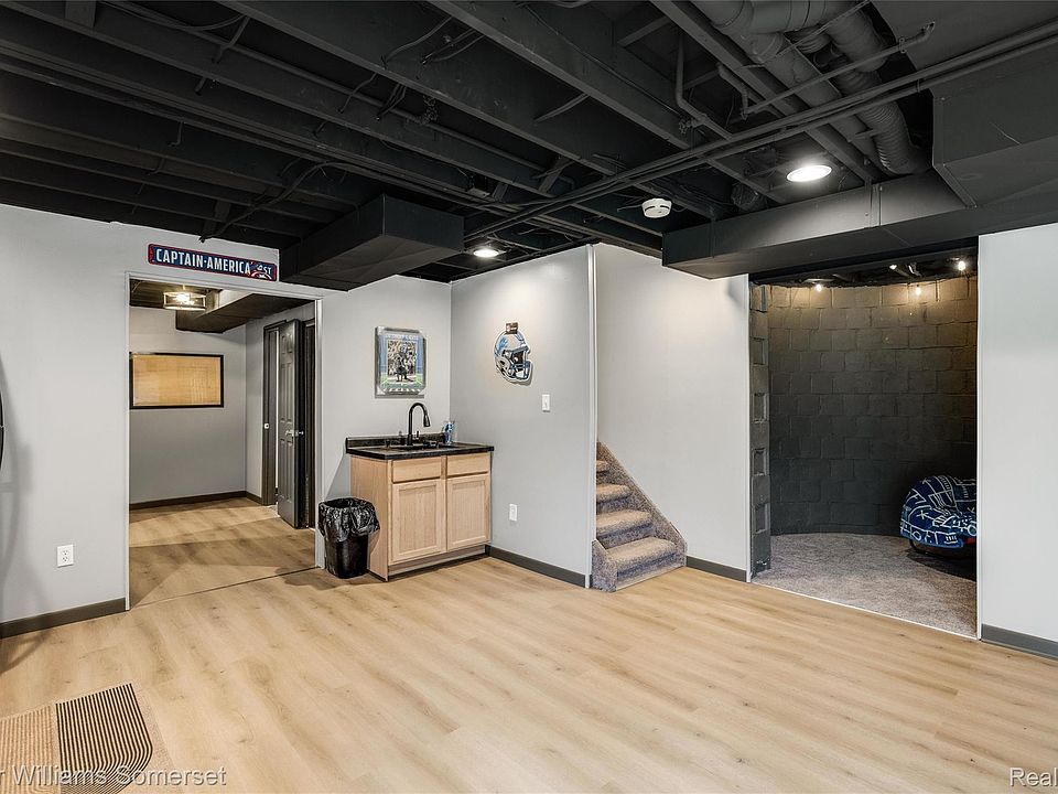 52401 Baker Rd, photo 29
