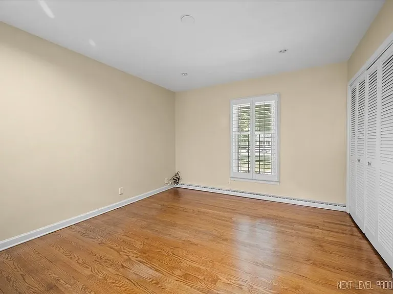 710 Peck Rd — Photo 21