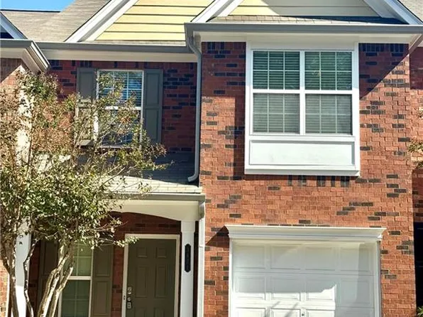 3871 Pleasant Oaks Dr, Lawrenceville, GA 30044