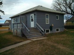 117 2nd Ave NW, Conrad, MT 59425