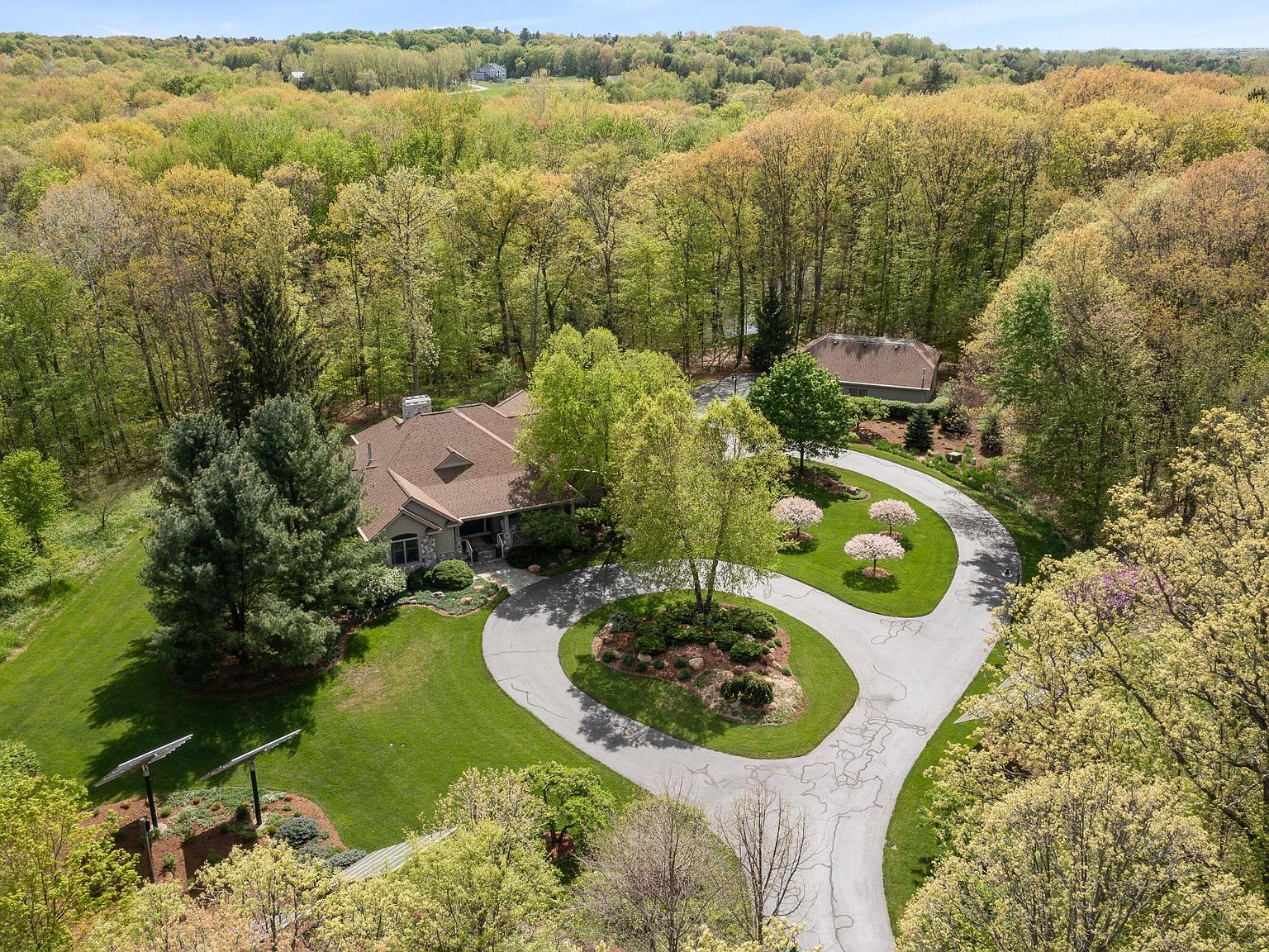 3860 Rector Ave NE, Rockford, MI 49341 Zillow