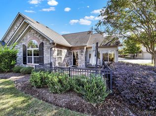 808 Ledgestone Ct, Tega Cay, SC 29708