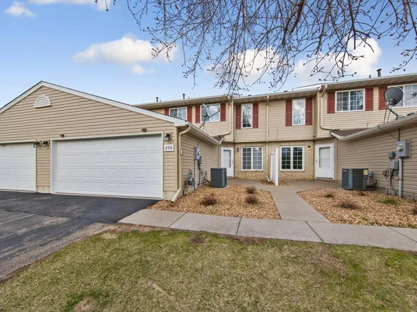 206 E Orchard St, Belle Plaine, MN 56011