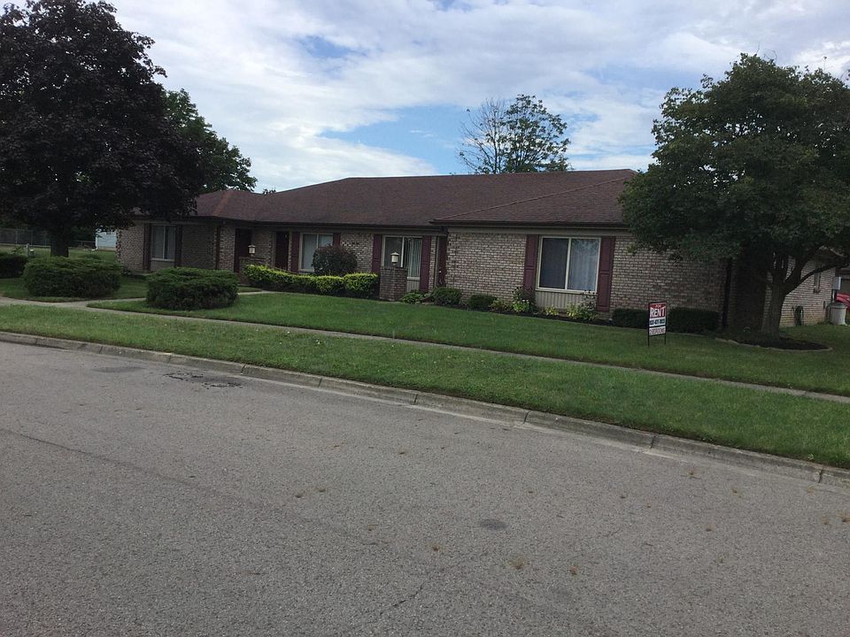 1st image of 828 Sussex Pl