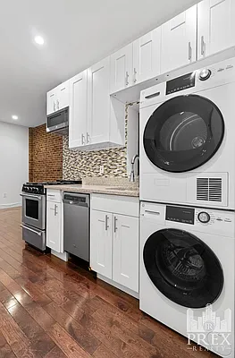 Kitchen, photo 1