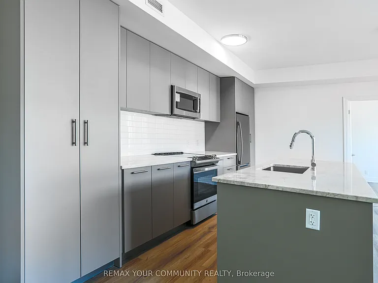 101 Cathedral High St #Penthouse 20 — Photo 10