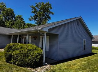 2218 Darren Dr, Marion, IL 62959