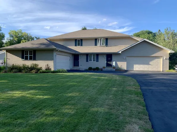 1023 Sunset DRIVE, Delafield, WI 53018