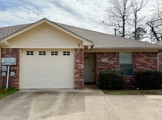 8391 Garrett Dr, Tyler, TX 75703