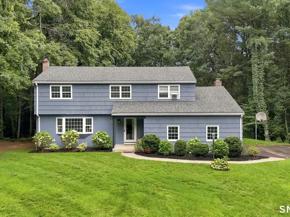 39 Berkshire Way, Simsbury, CT 06070