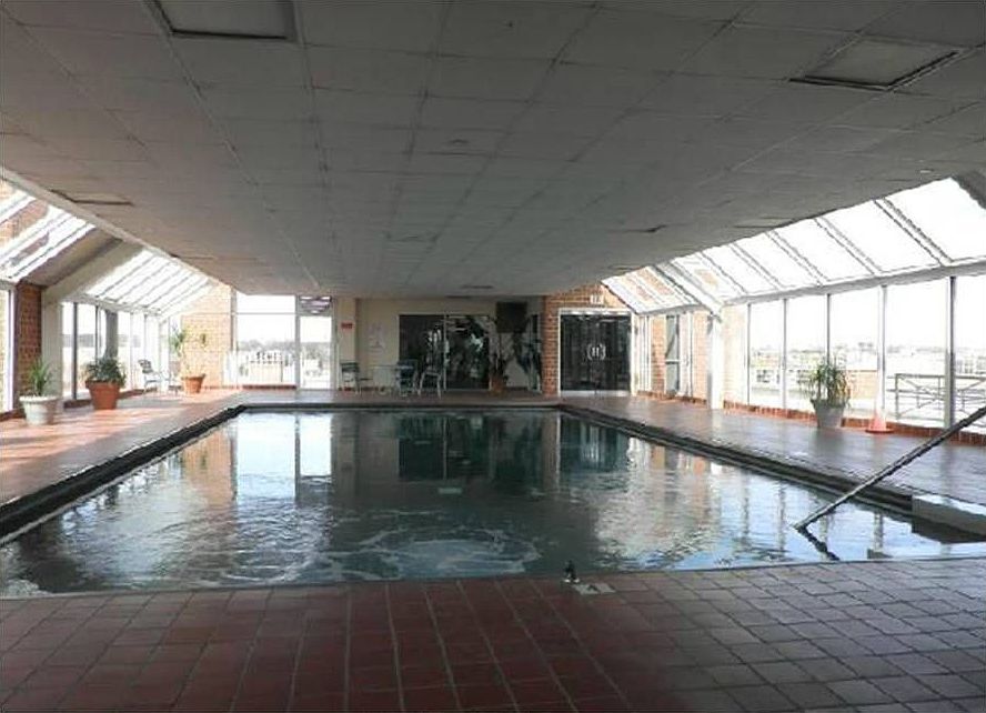 Apt building indoor pool