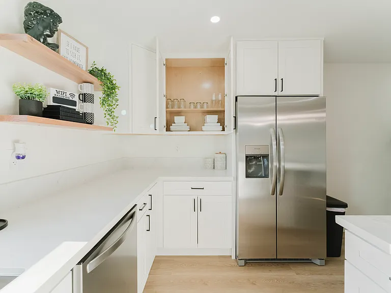 678 Ash Ave #B — Photo 11