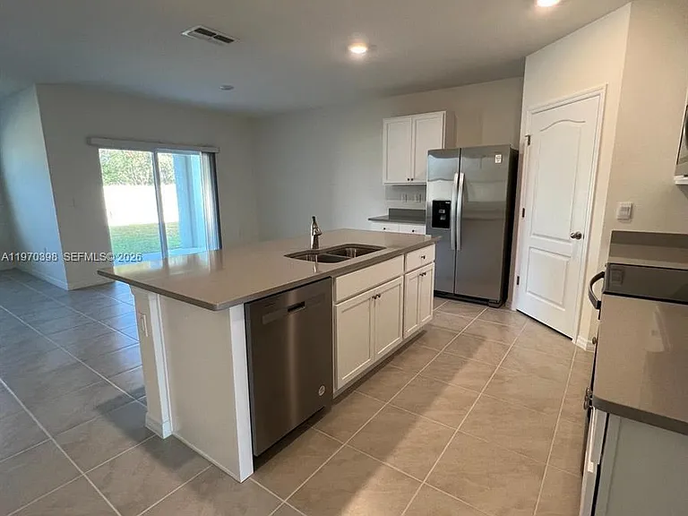 2710 Trinidad Rd — Photo 2