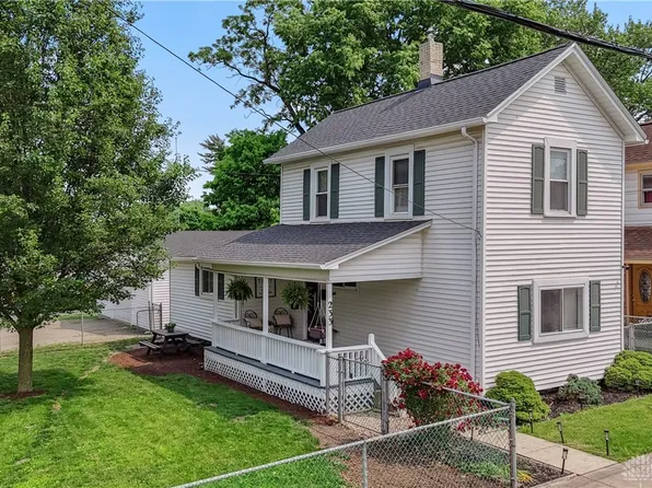 233 S Crawford St, Troy, OH 45373