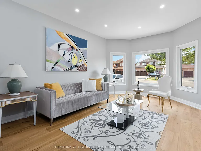 286 Fernforest Dr — Photo 4