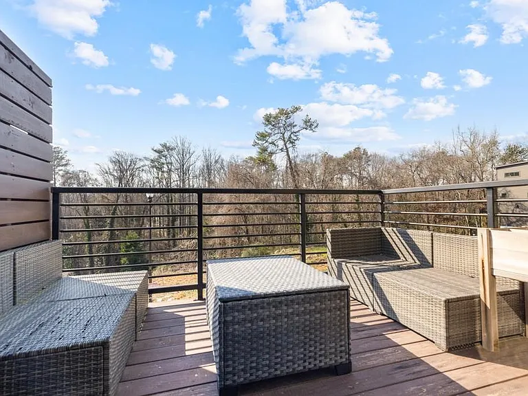 2356 Mason Dr #B-7 — Photo 12