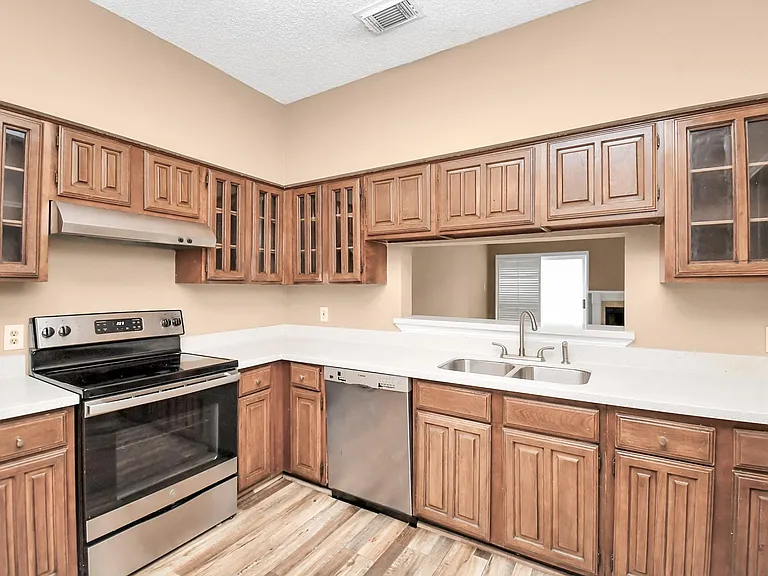 12400 Brookglade Cir #47 — Photo 11
