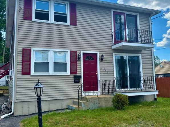 745 Hayward St Unit 1, Manchester, NH 03103