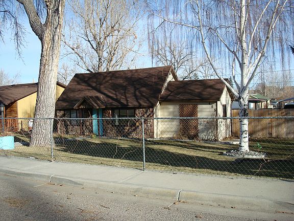 3rd image of 425 S Wyoming Ave