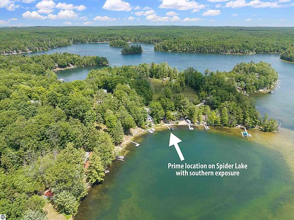 3rd image of 4314 Lakeview Trl