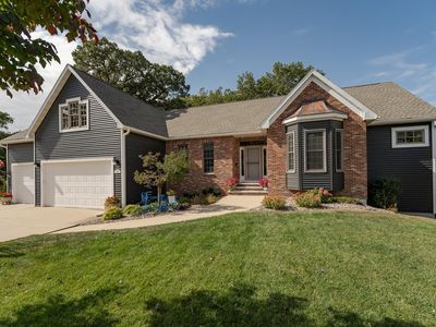 1911 Glendale Hills Dr NE, Rochester, MN, 55906