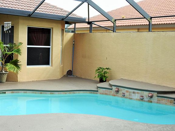 4th image of 936 SW Grand Reserves Blvd