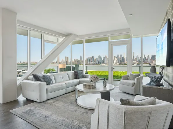 800 Avenue At Port Imperial APT 305, Weehawken, NJ 07086