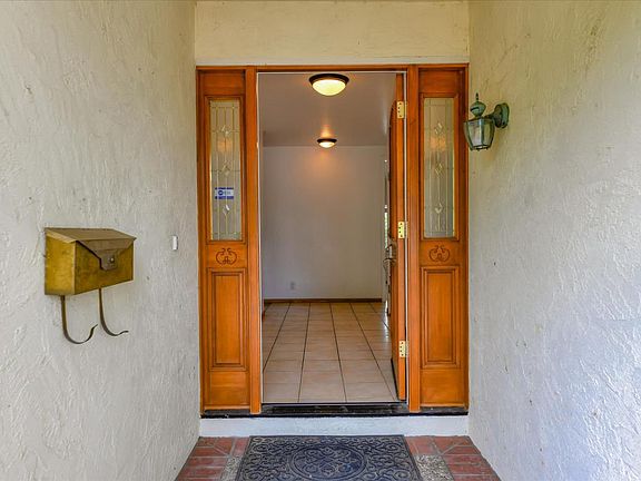 4th image of 5878 W Walbrook Dr