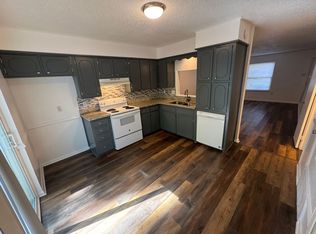 8304 Woodview Dr E, Sherwood, AR 72120