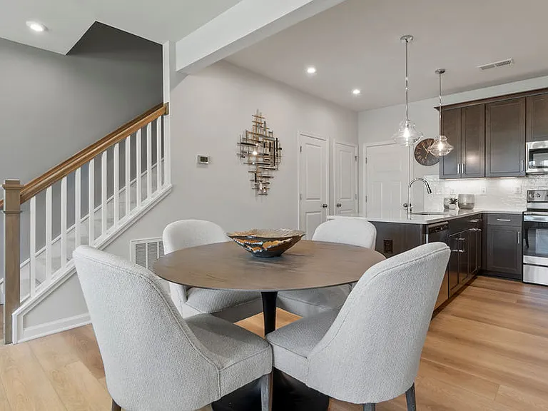 656 Brookwood Glen Ter #A — Photo 14