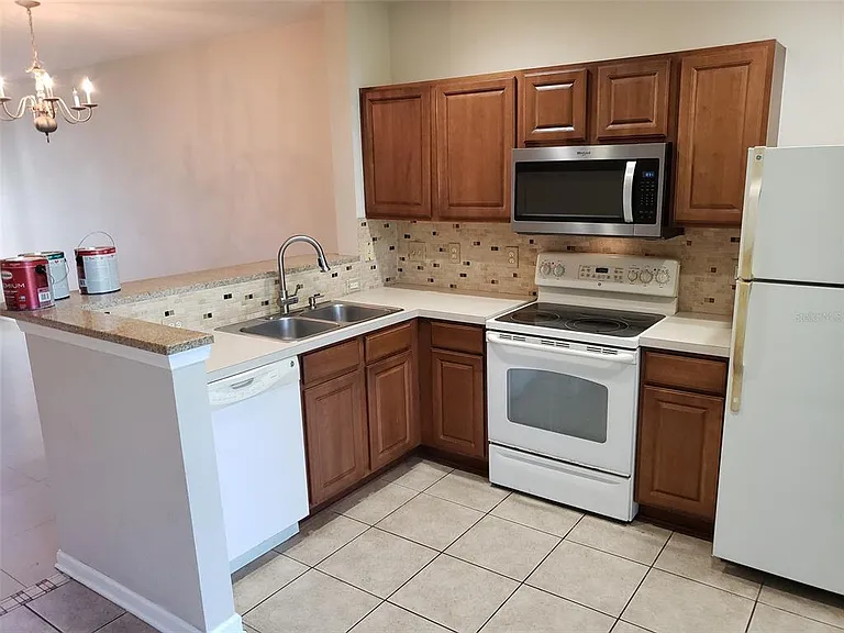 10173 Bessemer Pond Ct — Photo 4