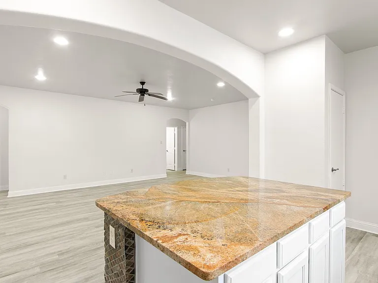 3138 Rogers Ave — Photo 17