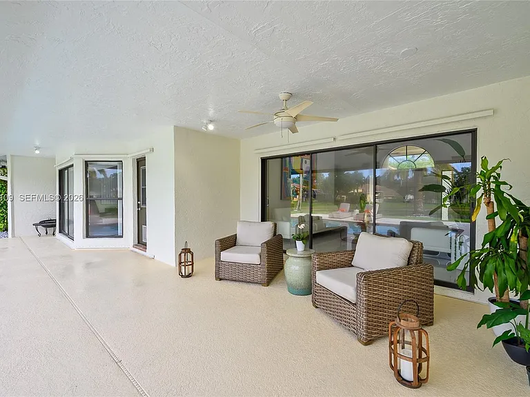 6021 NW 61st St — Photo 33
