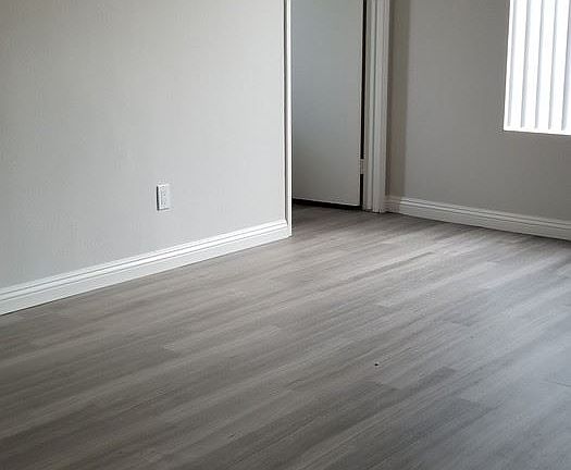 5th image of 10749 Francis Pl APT 107