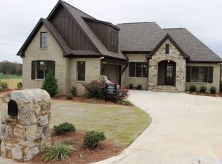 798 Oakdale Dr, Auburn, AL 36830