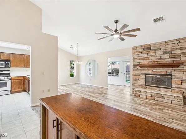 2836 Linkview Dr, Las Vegas, NV 89134