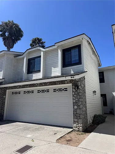 2620 Elden Ave #B5 Photo 1