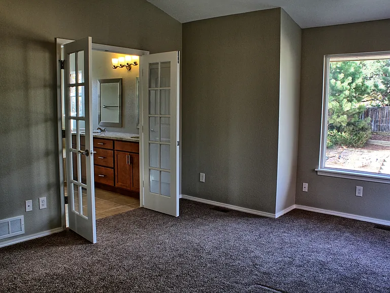 10231 Travertine Pl — Photo 12