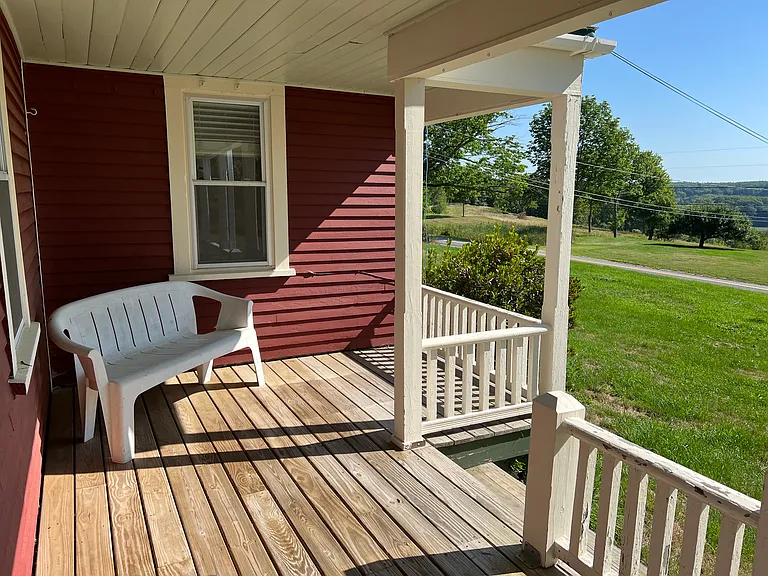 850 River Rd #2 — Photo 29