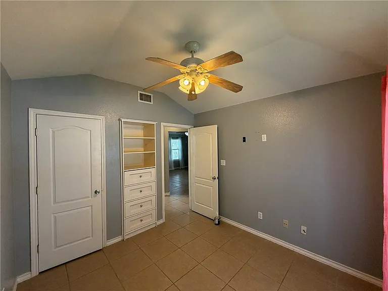 6629 Kodiak Dr — Photo 14