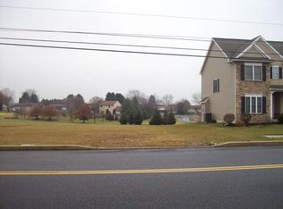 71 Clay School Rd, Ephrata, PA 17522