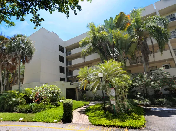 3000 NW 42nd Ave APT B207, Pompano Beach, FL 33066