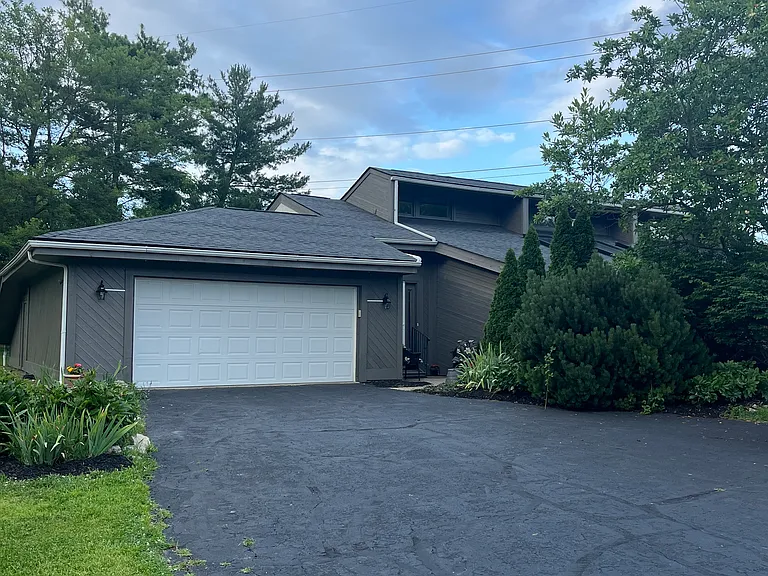 8226 Glencree Pl — Photo 1