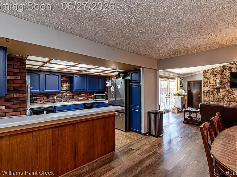 20510 Luna St — Photo 13