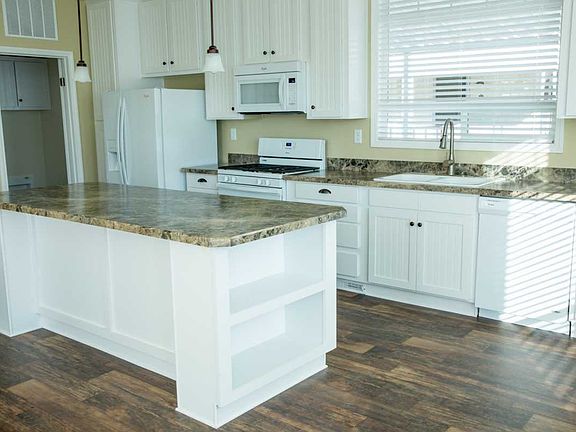 3rd image of 13038 Bonita Vista St #251