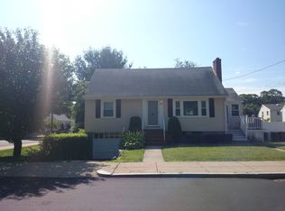 82 Searle Rd, West Roxbury, MA 02132