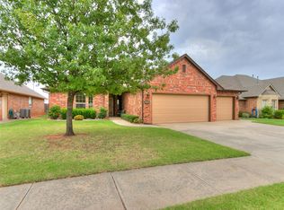 12812 NW 5th St, Yukon, OK 73099